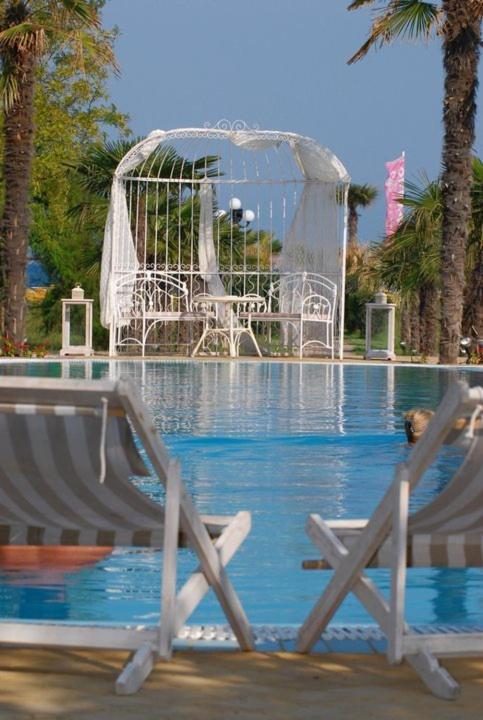 Classic Buggy Rentals Paralia Katerinis Bagian luar foto